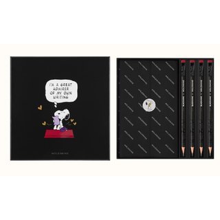 Moleskine PEANUTS Limited Edition thematische Box mit Notizbuch large Snoopy Admirer und 4 Blackwing Bleistiften